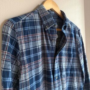 Men’s Blue Plaid Button-Up Dress Shirt St John’s Bay Long Sleeve Medium Grey
